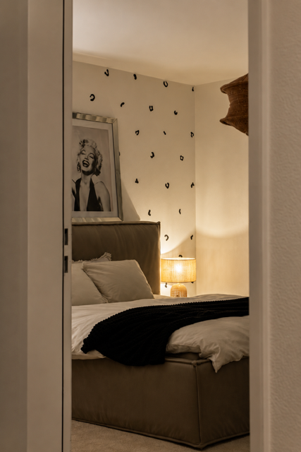 Schlafzimmer mit Marilyn
